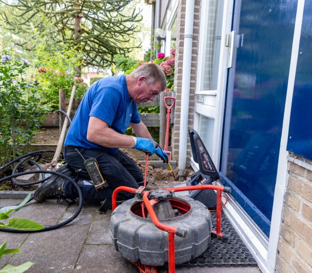 'T STINKT bij Te Kloeze Riooltechniek